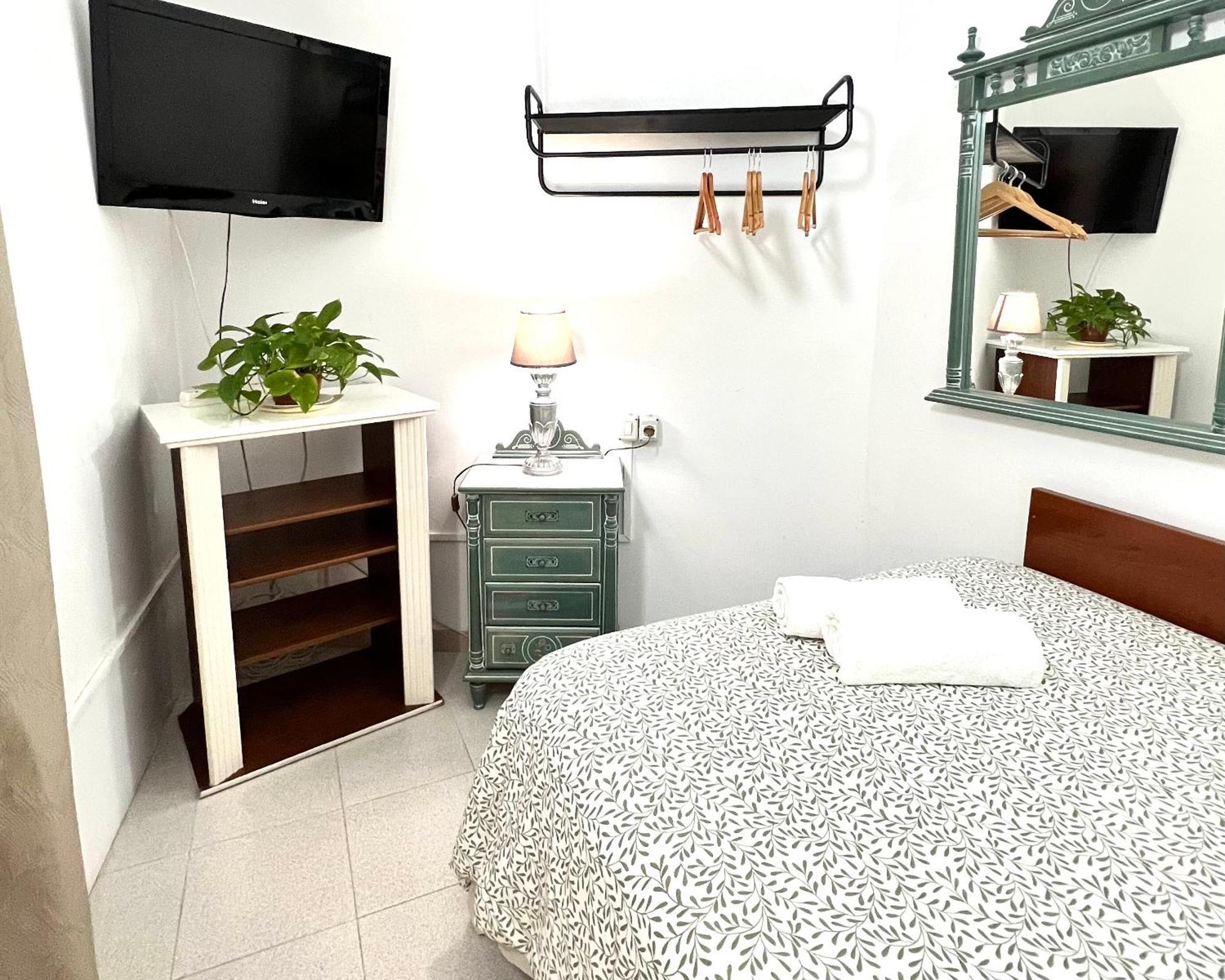 Alcamar Habitacion Privada Con Las Areas De Sala, Cocina Y Bano Que Se Comparten Cerca Al Mar! Alcalá la Real Buitenkant foto