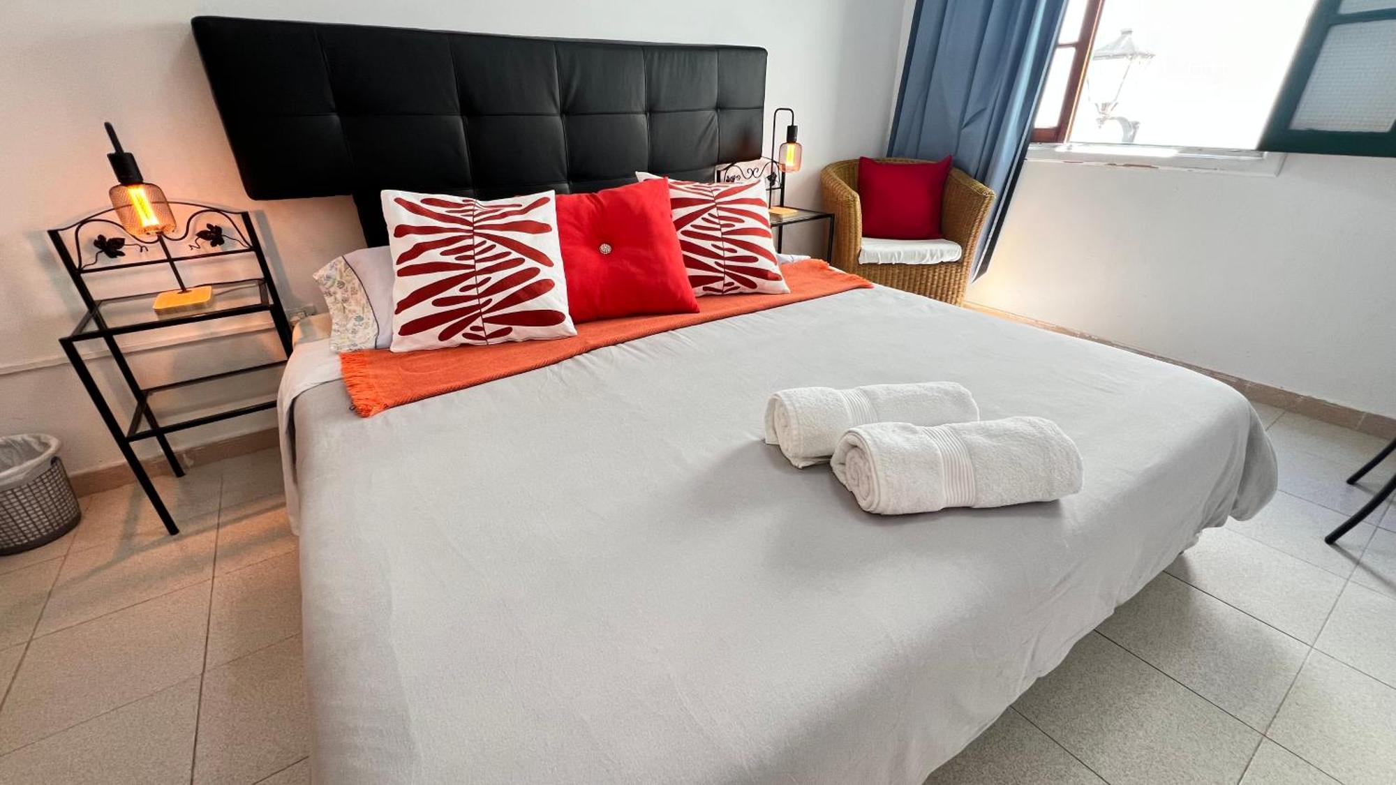Alcamar Habitacion Privada Con Las Areas De Sala, Cocina Y Bano Que Se Comparten Cerca Al Mar! Alcalá la Real Buitenkant foto